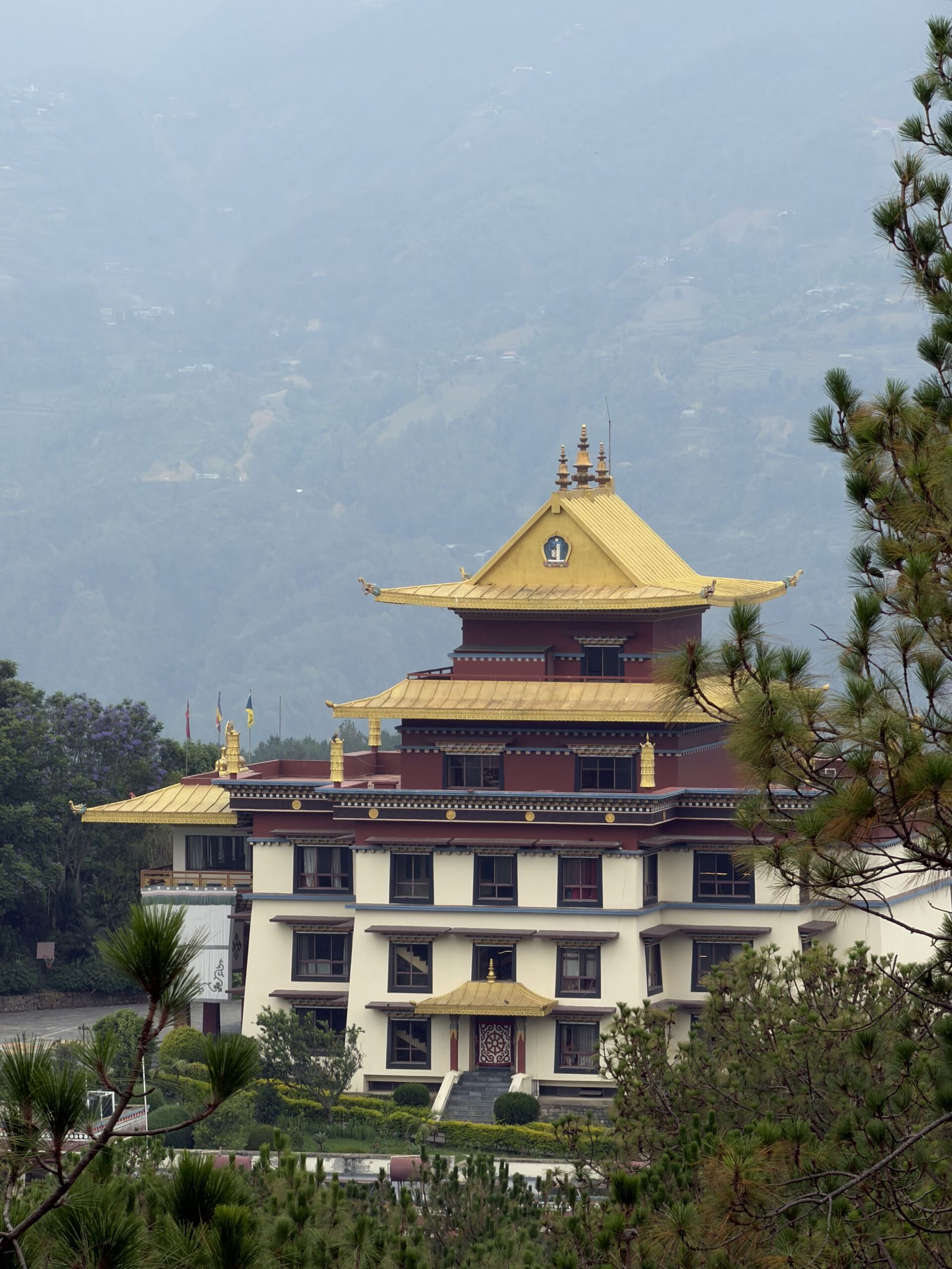 Vue sur le monastère Nyedo